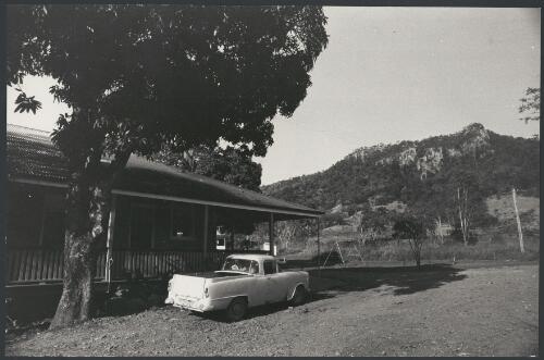 The Leap Hotel, Mount Mandarana, Queensland, ca. 1972 [picture] / Bruce Howard