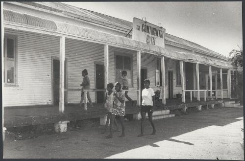 The old Continental Hotel, Broome, Western Australia, ca. 1972 [picture] / Bruce Howard