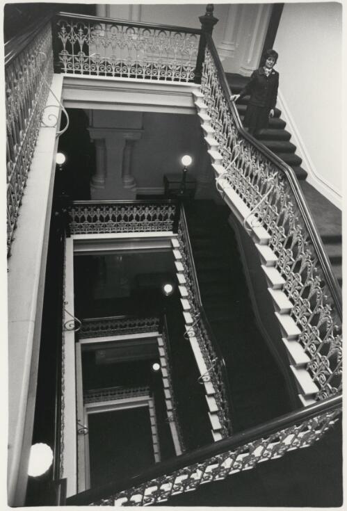 Staircase of the Windsor Hotel, Melbourne, Victoria, ca.1972 [picture] / Bruce Howard