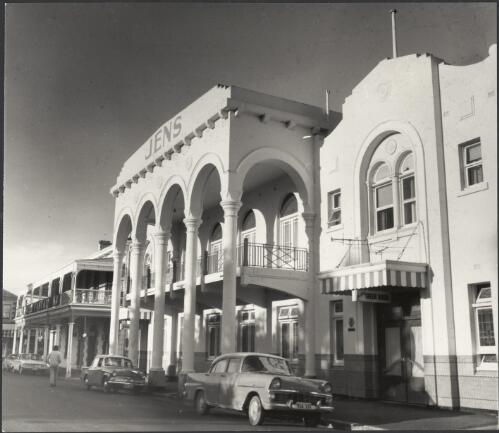 The Jens Hotel, Mt Gambier, South Australia, ca. 1972 [picture] / Bruce Howard