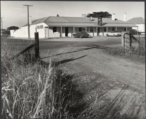 The Tiger Hotel, Tantanoola, South Australia, ca. 1972 [picture] / Bruce Howard