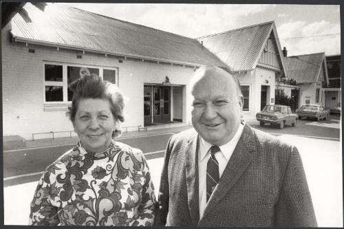 Craig and Patricia Middleton outside the Rose, Shamrock and Thistle hotel, Plenty Road, Preston, Victoria, ca. 1972, 2 [picture] / Bruce Howard