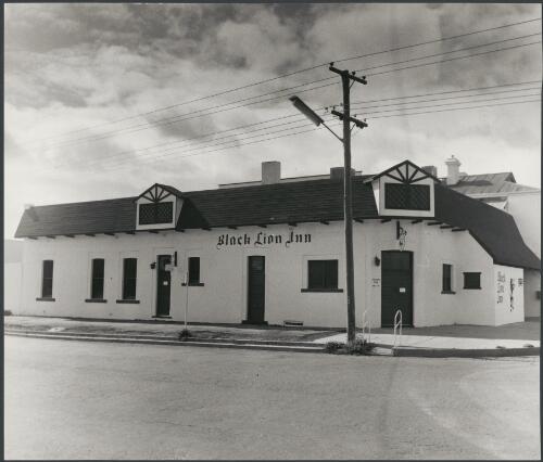 Black Lion Inn, Broken Hill, New South Wales, ca. 1972 [picture] / Bruce Howard