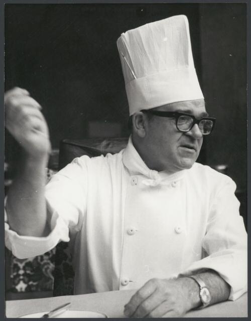 Bob Williams, chef of the Parmelia Hotel, Perth, Western Australia, ca. 1972, 6 [picture] / Bruce Howard