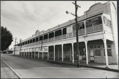 The Corones Hotel, Charleville, Queensland, ca. 1972, 2 [picture] / Bruce Howard