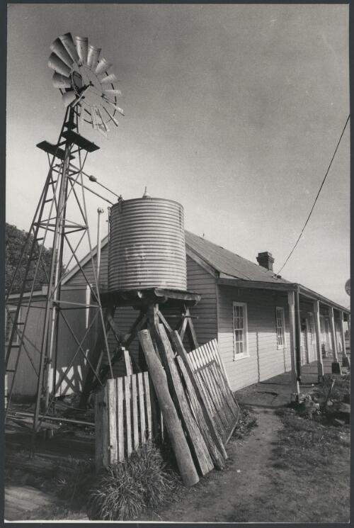 Windmill at the Swiss Mountain Hotel, Blampied, near Daylesford, Victoria, ca. 1972 [picture] / Bruce Howard