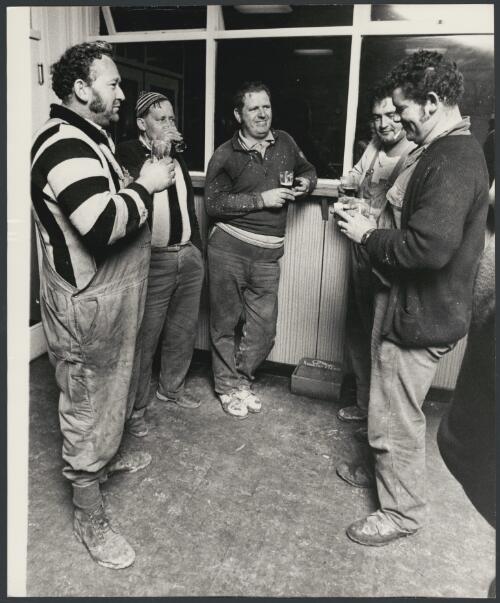 The Babbo boys, sawmillers and drinkers at the Pacific Hotel, Lorne, Victoria, ca. 1972 [picture] / Bruce Howard