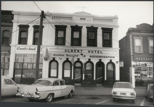 The Albert Hotel, Bendigo, Victoria, ca. 1972 [picture] / Bruce Howard