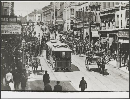 Cable tram in King Street looking east from Pitt Street, Sydney, 1895, 2 [picture]