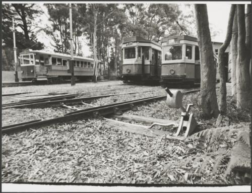 Trams and  line switching mechanism at the Sydney Tramway Museum, Loftus, New South Wales, ca. 1976 [picture]