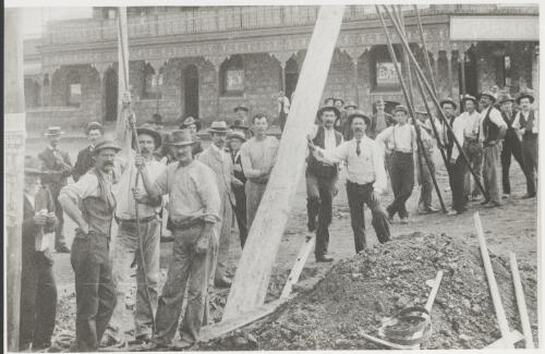 Erecting the poles for the tramway, Kalgoorlie, Western Australia, 1902, 2 [picture]