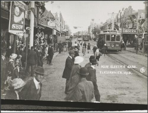 New electric cars, Elsternwick, Victoria, 1913 [picture]