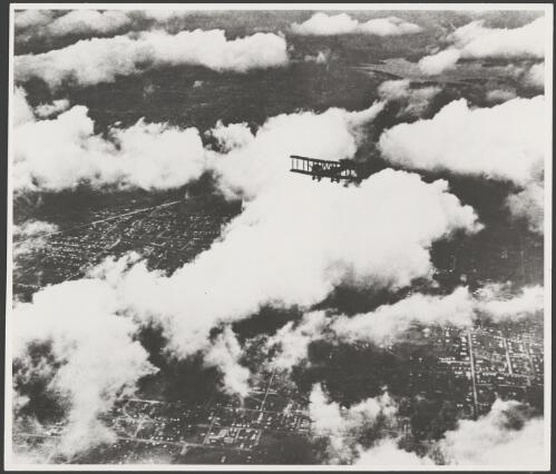 Aerial view of a Vickers Vimy flying over Sydney, ca. 1920 [picture] / Vickers-Armstrongs Limited