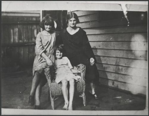 Sisters Billie, Sheila and Thelma Leech, Richmond, Victoria, 1925 [picture]