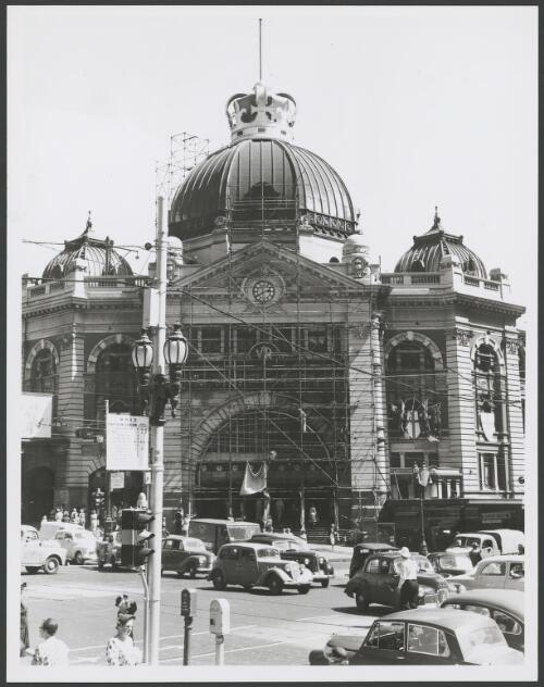 Flinders Street Station being decorated for the Royal Visit of Queen Elizabeth II, Melbourne, 1954 [picture]