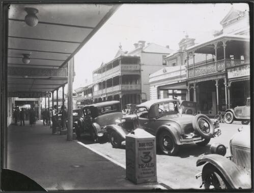 View of Main Street, showing Tattersall's Hotel and Government Savings Bank of New South Wales building, Armidale, New South Wales, 1927 [picture]