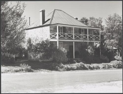 Berrima NSW, October 1994 : Bellevue House [picture] / Reg Alder