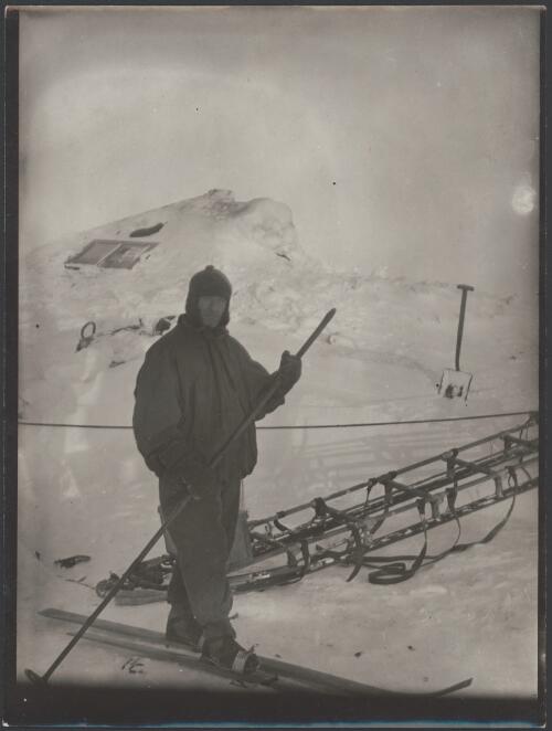 Harrisson at "The Grottoes" [Australasian Antarctic Expedition, 1911-1914] [picture] / [Andrew Watson]