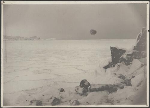 [A frozen sea inlet, Australasian Antarctic Expedition, 1911-1914] [picture]
