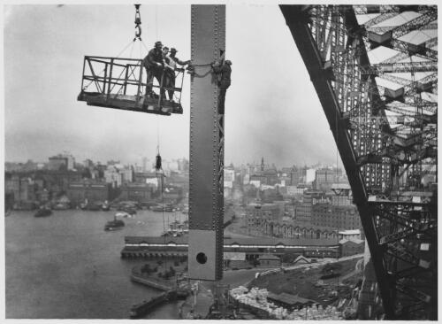 [Erecting a vertical hanger, Sydney Harbour Bridge] [picture] / [H.M.J. Mallard]