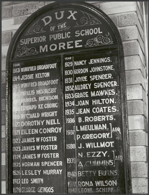 Dux board from the old public school Moree [picture] / Fiona Brand