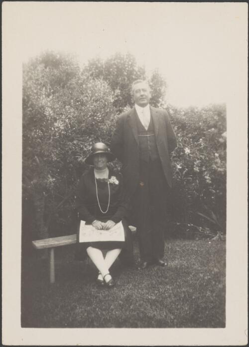 Mrs Dryer's brother and sister, outdoors, Sydney, approximately 1930 / Albert Dryer