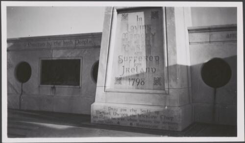 Memorial of the Irish rebellion of 1798, Waverley Cemetery, Sydney, approximately 1940, 1 / Albert Dryer