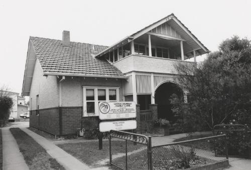Upper Murray Family Care Centre. Ely Street, Wangaratta. 1994 [picture] / photography by Raymond de Berquelle