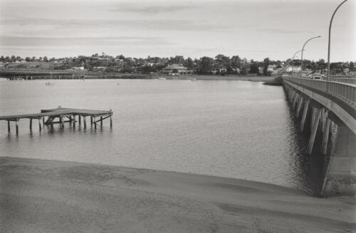 Port Augusta bridge, view to western side of port & the Augusta Hotel [picture] / Bob Miller
