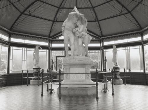 Interior of the Statuary Pavilion, Ballarat, Victoria, 1994 [picture] / Grant Ellmers