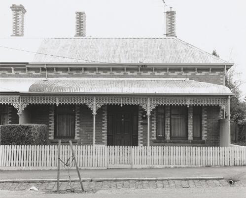 Victorian cottages at 4 Loche Street, Ballarat, Victoria, 1994 [picture] / Grant Ellmers