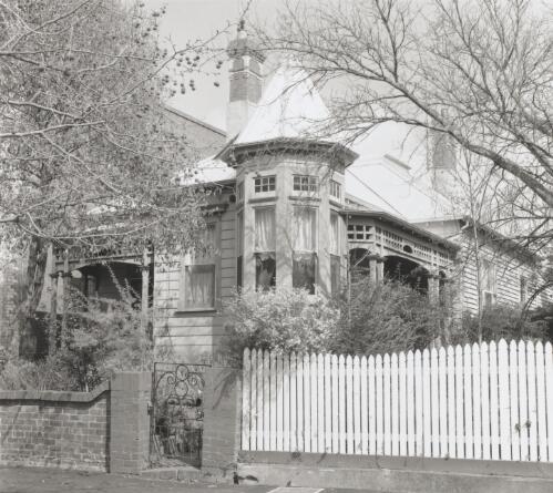 Edwardian timber house, 233 Lydiard Street North, Ballarat, Victoria, 1994 [picture] / Grant Ellmers