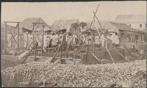Laying foundation stone of Christ Church, Darwin, 12 July 1902 [picture]