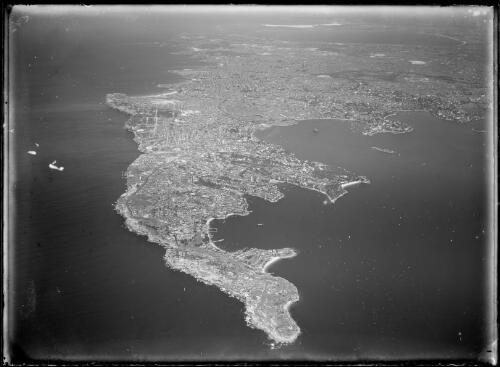 Aerial view from South Head with Watsons Bay and Rose Bay beyond, Sydney Harbour, ca. 1935, 1 [picture] / E.W. Searle