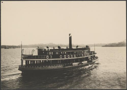Ferry Kareela, Sydney Harbour, ca. 1930 [picture] / E.W. Searle