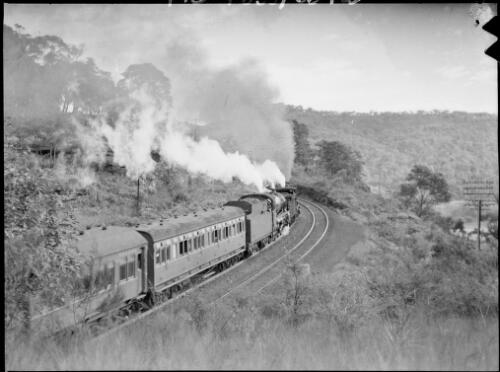 Double headed passenger train, near Brooklyn, Hawkesbury River region, New South Wales, ca. 1935, 3 [picture] / E.W. Searle