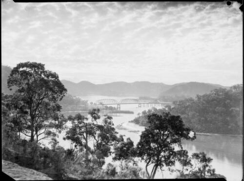 Peats Ferry Bridge, Hawkesbury River, New South Wales, ca. 1946, 3 [picture] / E.W. Searle