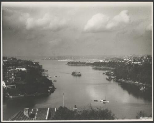 Ferry approaching Cremorne dock, Mosman Bay, Sydney Harbour, ca. 1935, 1 [picture] / E.W. Searle