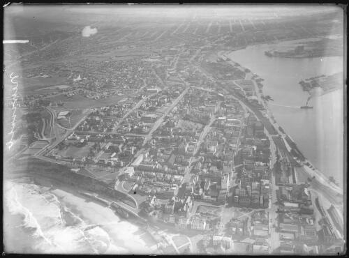 Aerial view of Newcastle, New South Wales, 1939, 2 [picture] / E.W. Searle
