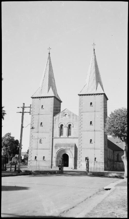 St. John's Anglican Church, Parramatta, New South Wales, ca. 1935, 1 [picture] / E.W. Searle