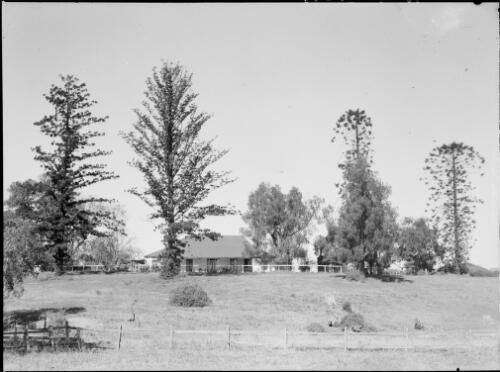 Elizabeth Farm, Parramatta, New South Wales, ca. 1935, 4 [picture] / E.W. Searle