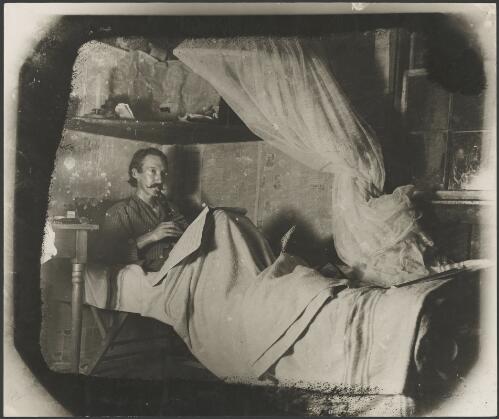 Portrait of Robert Louis Stevenson [picture] / Millard, Bailey, 1859-1941