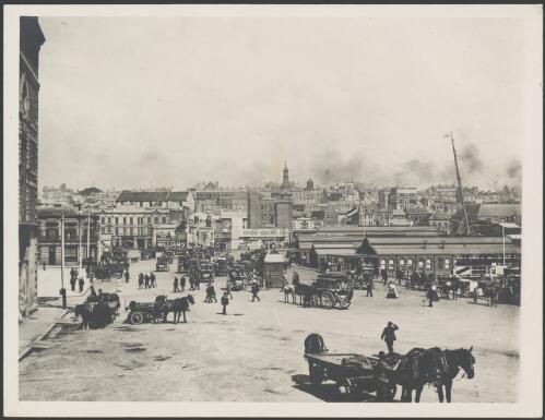 Buildings and horse drawn vehicles at Circular Quay, Sydney [picture]