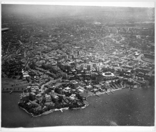Aerial view of Elizabeth Bay and Sydney Harbour, ca.1935 [picture]