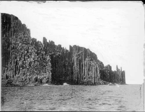 Cape Raoul, Tasmania, ca. 1913 [picture] / E.W. Searle