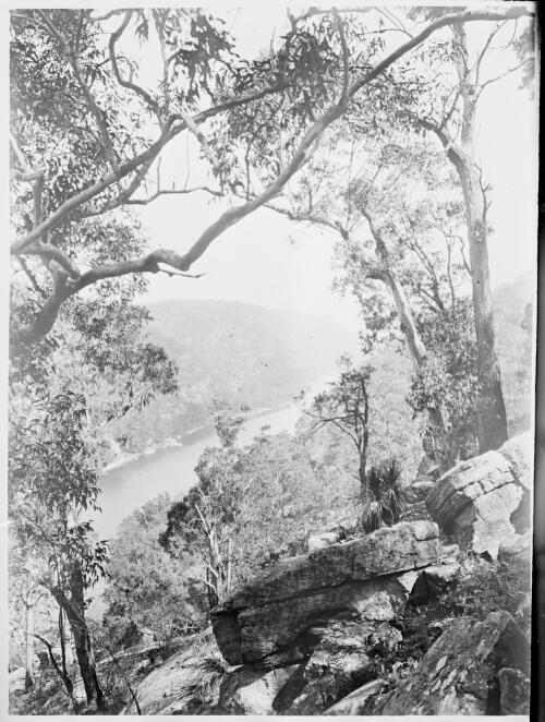 Hawkesbury River, New South Wales, ca. 1935, 1 [picture] / E.W. Searle