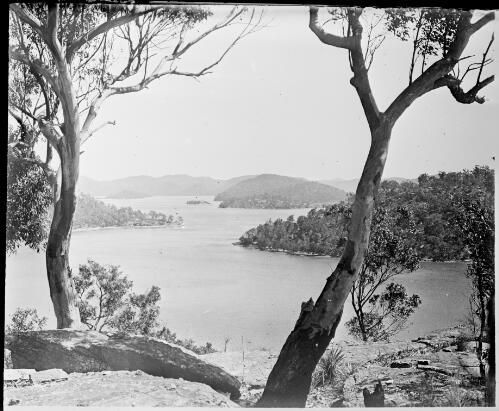 Hawkesbury River, New South Wales, ca. 1935, 3 [picture] / E.W. Searle