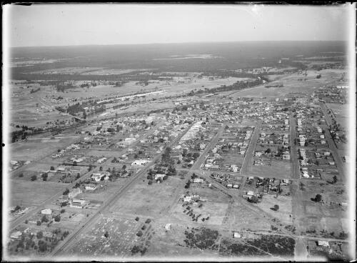 Aerial view of Liverpool, New South Wales, ca. 1935 [picture] / E.W. Searle