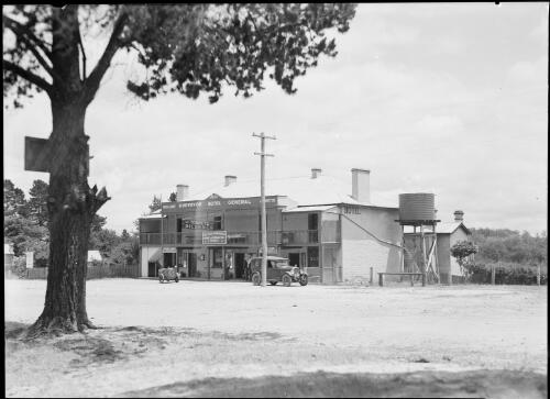 Surveyor General Hotel, Berrima, New South Wales, ca. 1945, 4 [picture] / E.W. Searle