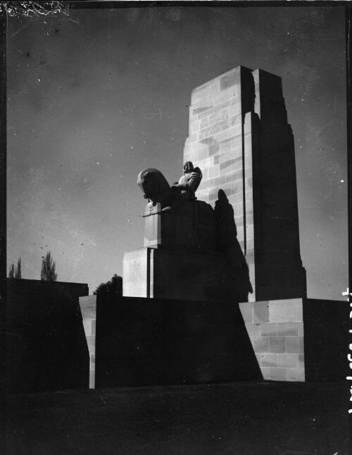 Close view of the King George V monument, Queen Victoria Terrace, Canberra, ca. 1949, 1 [picture] / E.W. Searle